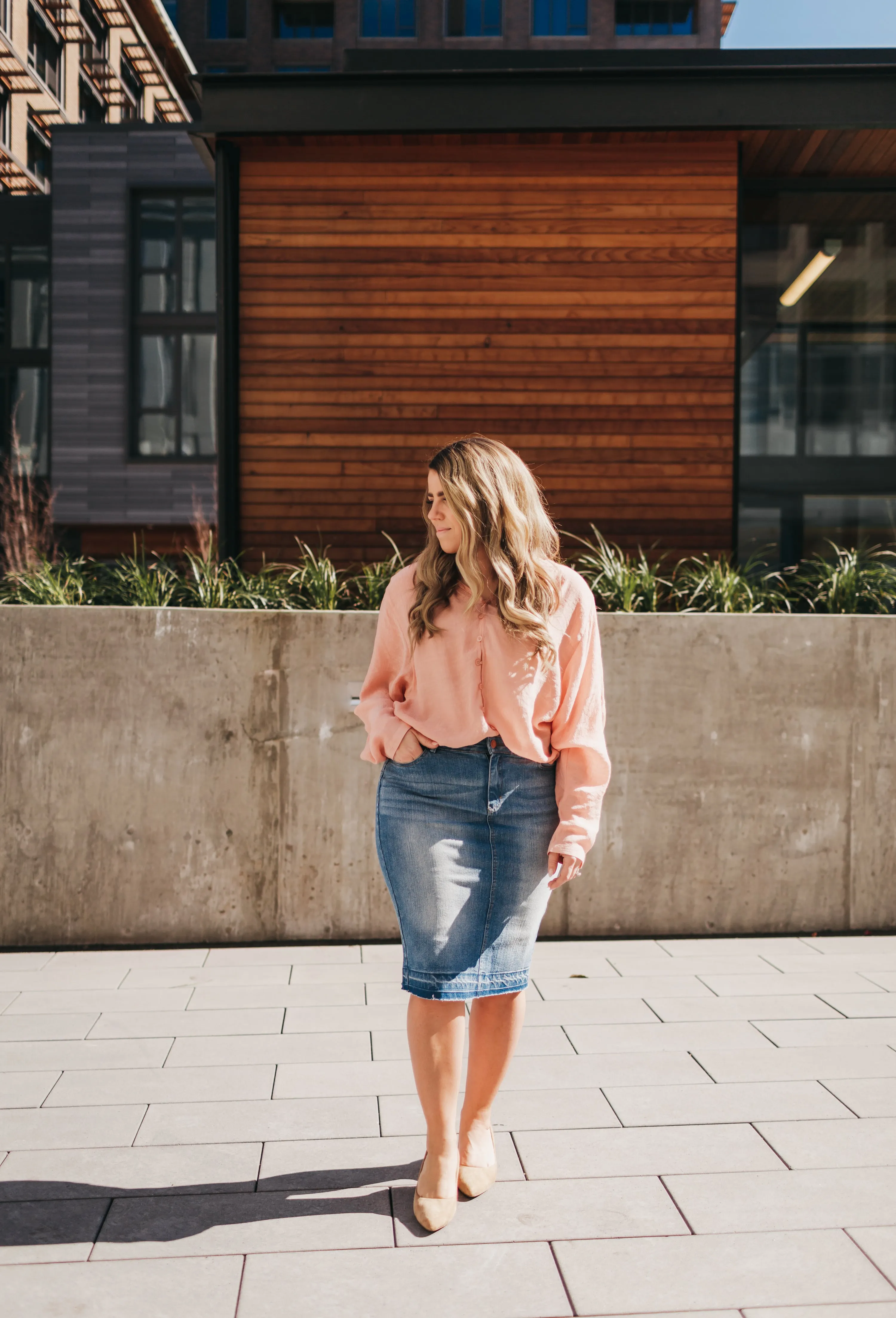 Janet Collar Button Down Top in Blush